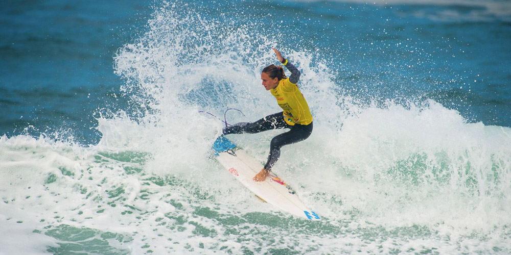 Justine Dupont championne de France de surf Open 2015