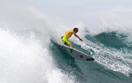 Adam Melling remporte la Van's World Cup Of Surfing 2012