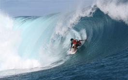 Billabong Pro Tahiti 2012 - Ca commence fort pour Adriano de Souza