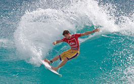 Quiksilver Pro Gold Coast 2011 : Tiago Pires en 1/4 de finale !