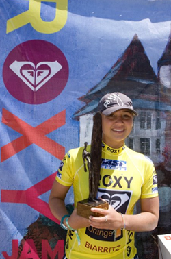 Carissa Moore s'éclate au Roxy Pro Junior de Biarritz !