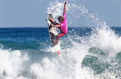 Airini Mason et Julian Wilson n°s 1 du Billabong Pro Junior Series Raglan