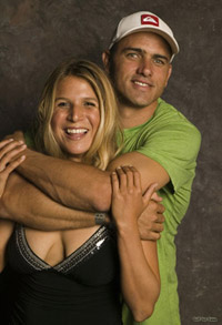 Kelly Slater et Sofia Mulanovich récompensés aux Surfer Poll Awards 2006