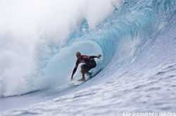 Billabong Pro Teahupoo : ça commence bien pour Jérémy Florès !