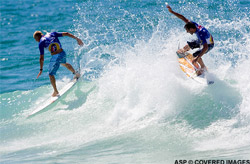 Les rookies Florès et Kerr s'emparent du 1er Foster's Surf Showdown