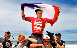 Marc Lacomare s'impose à  Narrabeen face à  Nat Young