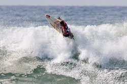 Maxime Huscenot en grande forme au Kustom Jetty Surf Pro Junior !