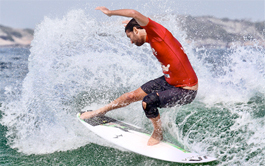 Buchanan et Webster s'imposent lors du Supersurf ASP World Masters Championships