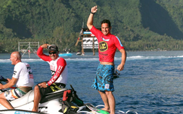 Taumata Puhetini remporte les Air Tahiti Nui Von Zipper Trials de Teahupoo