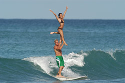 Tiffany Rabacal et Chuck Inman, champions du monde ISA de Surf Tandem