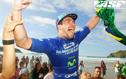 Michel Bourez revient dans la course après le Movistar O'Neill Pantin Classic !