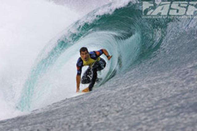 Billabong Pro Mundaka : Slater à  J-1 du titre mondial !