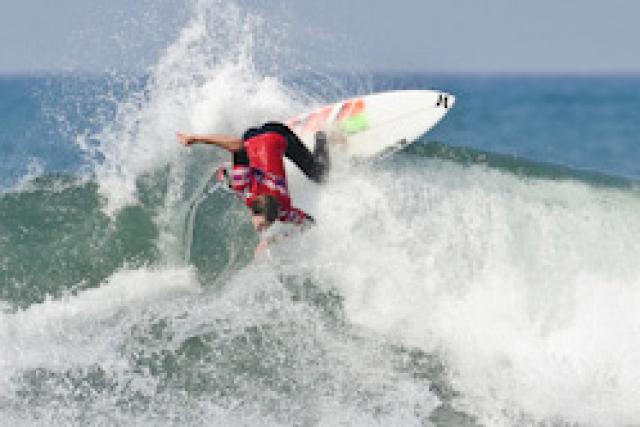 Brett Simpson remporte le Hurley US Open of Surfing