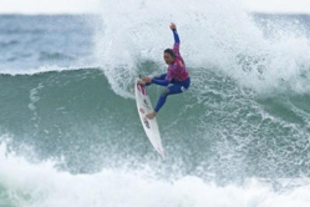 Commonwealth Bank Beachley Classic : Carissa Moore et Sally Fitzgibbons, le duel continue !