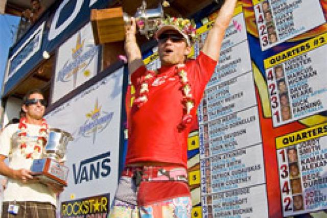 C.J Hobgood remporte la O'Neill World Cup dans un Sunset massif !
