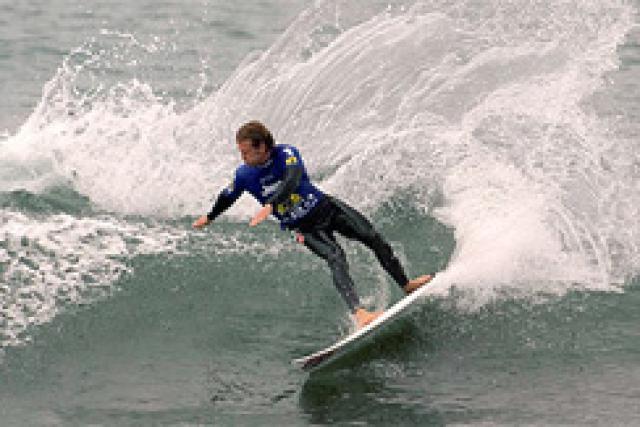2ème victoire de la saison pour C.J Hobgood au WQS Jeep Body Glove Surfbout