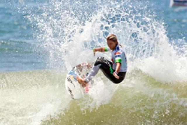 US Open of Surfing 2011 : Lakey Peterson continue d'impressionner !
