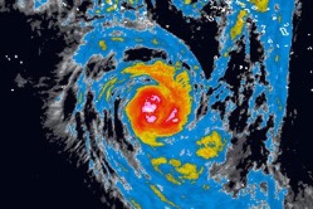 La Polynésie française frappée par le cyclone Oli