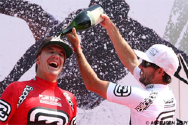 Gabe Kling vainqueur du Yumeya Billabong Pro Tahara 2007