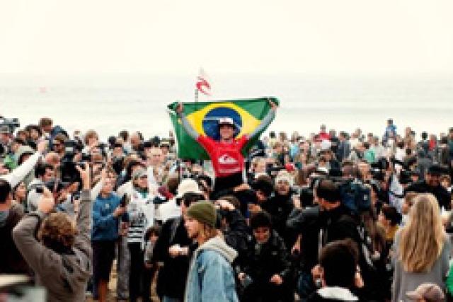 Gabriel Medina remporte le Quiksilver Pro France 2011