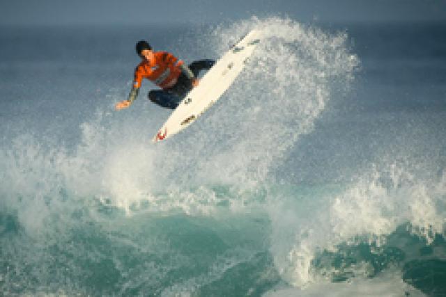 Gabriel Medina remporte le San Miguel Pro Zarautz 2011