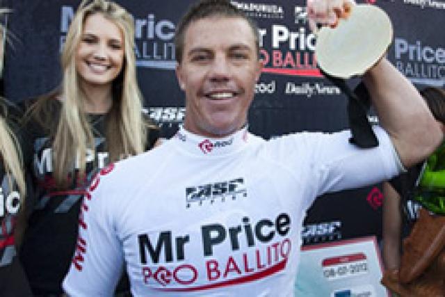 Glenn Hall remporte le Mr Price Pro Ballito 2012