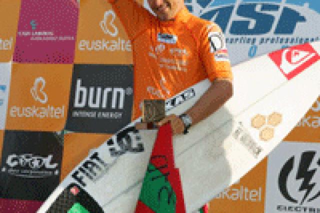 Aritz Aranburu s'empare du titre au Zarautz Pro Surf !