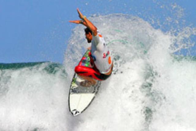 Gony Zubizarreta remporte le San Miguel Pro à  Zarautz !