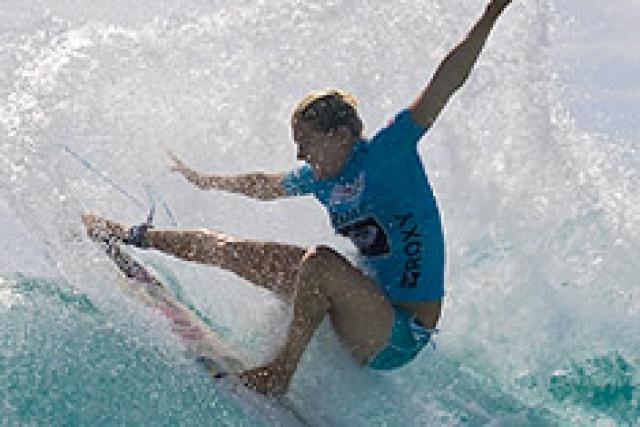 C'est reparti pour Stephanie Gilmore au Roxy Pro Gold Coast !