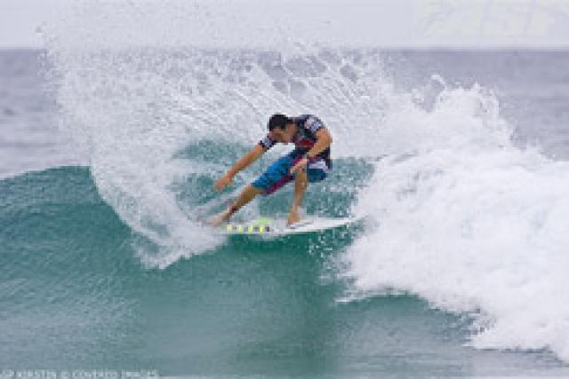 Quiksilver Pro Gold Coast : les favoris sont là , Picon et Flores aussi !