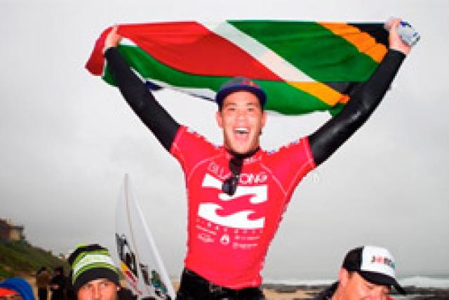 Jordy Smith remporte le Billabong Pro Jeffreys Bay 2011