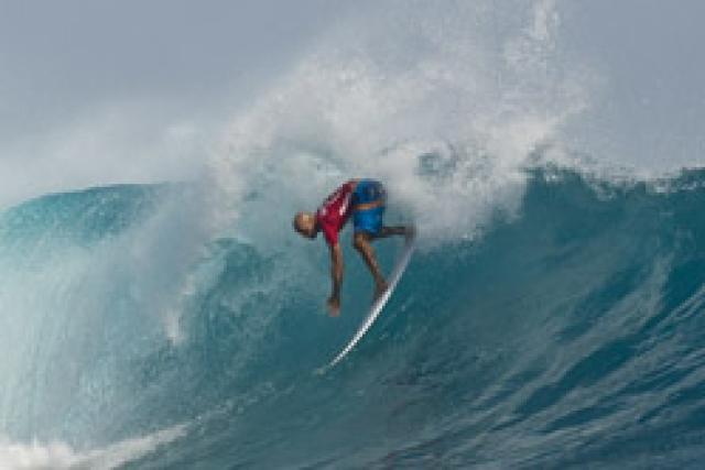 Volcom Pro Fidji 2012 - Slater, Medina, Florence et de Souza en 1/4 de finale !