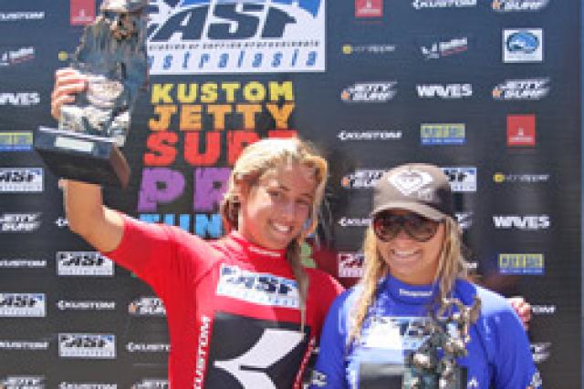 Lee-Ann Curren remporte le Kustom Jetty Surf Pro Junior en Australie !