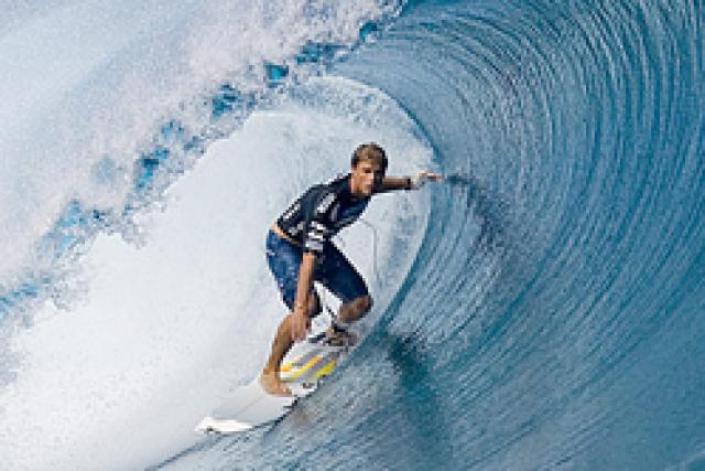 Billabong Pro Teahupoo : Marlon, Aritz et Tim au second tour !