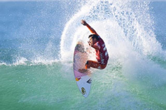 Billabong Pro J-Bay 2010 : Duru et Bourez passent, Flores out !