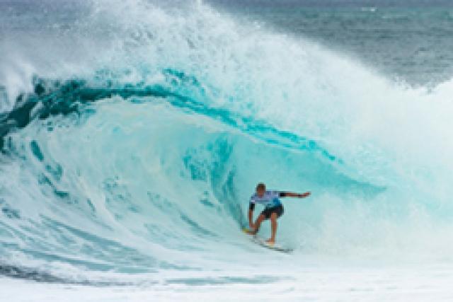 Billabong Pipe Masters 2012 - Parko met la pression sur Kelly Slater