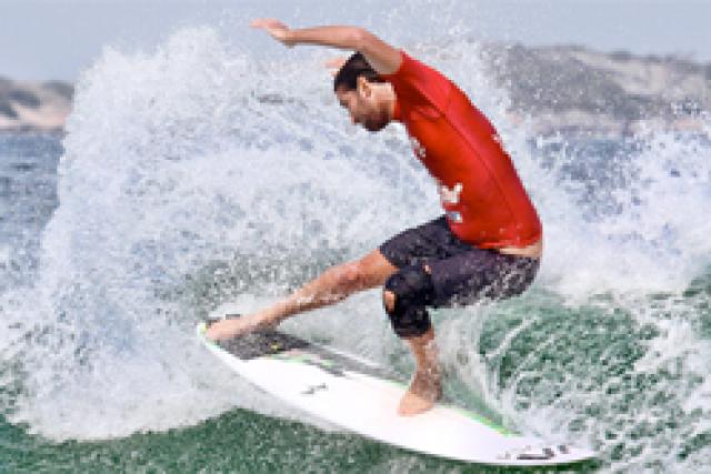 Buchanan et Webster s'imposent lors du Supersurf ASP World Masters Championships