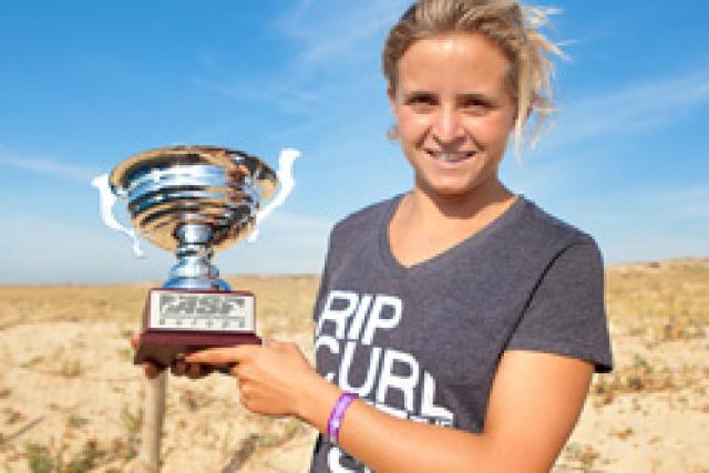 Pauline Ado, championne d'Europe de surf ASP 2012