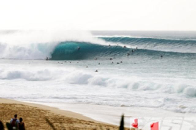 Calendrier ASP 2013 - Le surf féminin va-t-il définitivement disparaître !?