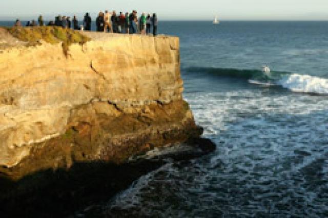 Ça bouge sur le circuit ASP 2012 de surf !