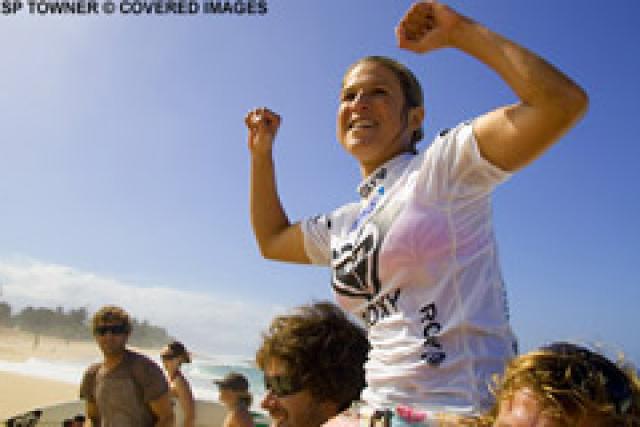 Sofia Mulanovich en pleine ascension au Roxy Pro Hawaii 2007 !