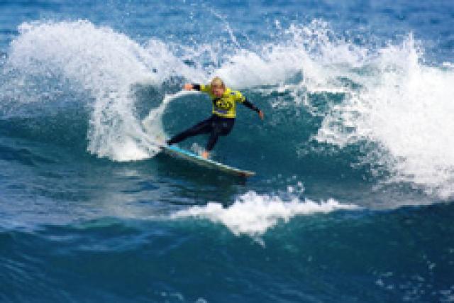 Rip Curl Pro Bells Beach : Stephanie et Sally mènent le jeu