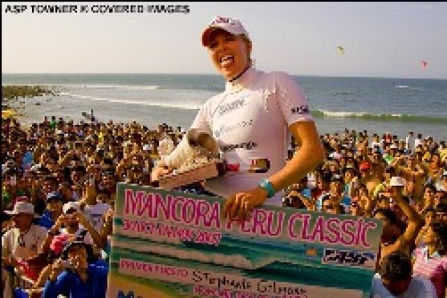 Stéphanie Gilmore prend le large au Mancora Peru Classic