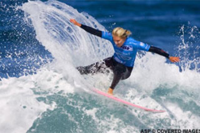 Rip Curl Women's Pro : Sofia Mulanovich au top, Caroline Sarran éliminée !