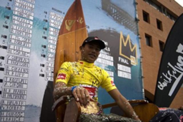 Tamaroa Mc Comb couronné King of the Groms