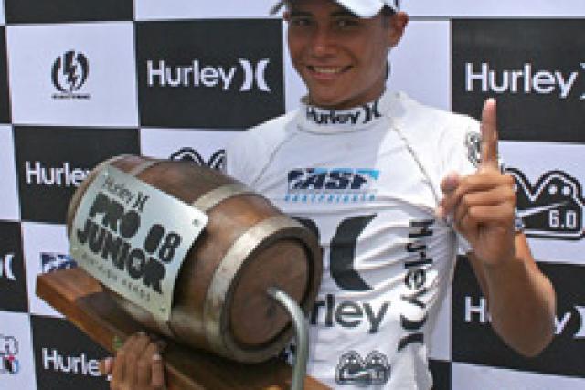 Tamaroa Mc Comb domine les aussies au Hurley Burleigh Pro Junior !