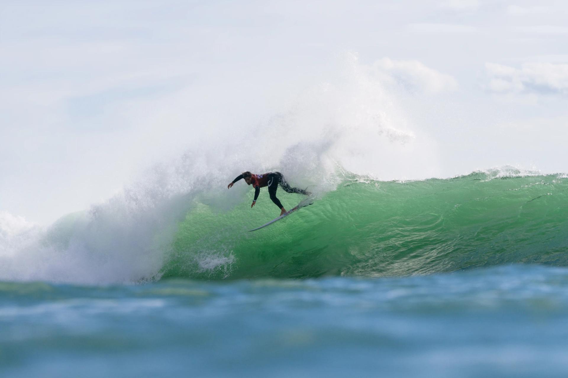 Morgan Cibilic sur la vague à Manu Bay - Corona Cero New Zealand Pro 2026 - Journée 5