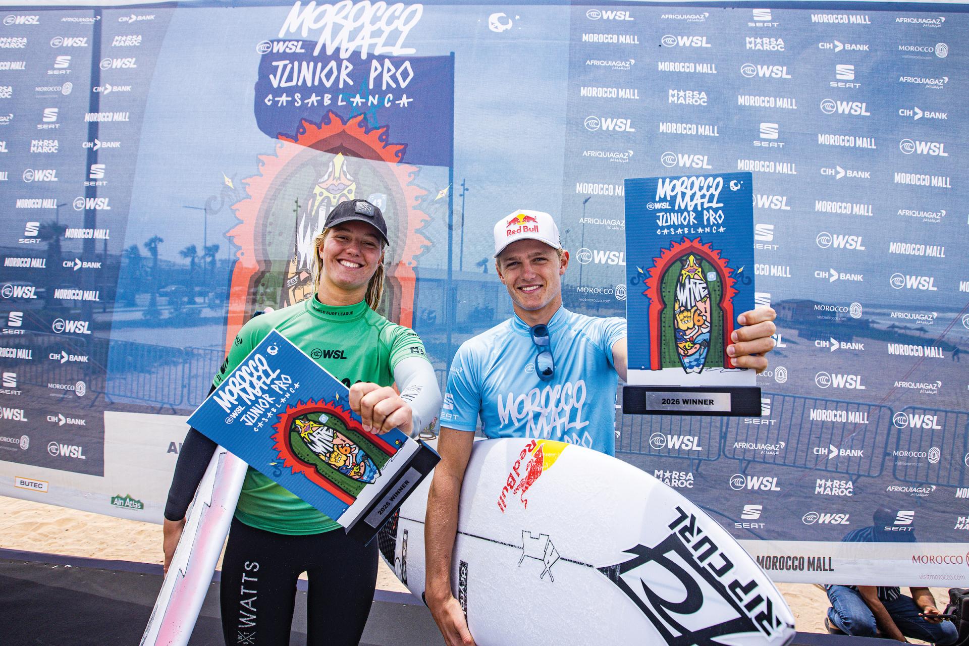 Sol Borelli et Lukas Skinner au podium officiel de l’étape - Morocco Mall Junior Pro Casablanca 2026 - Journée finale