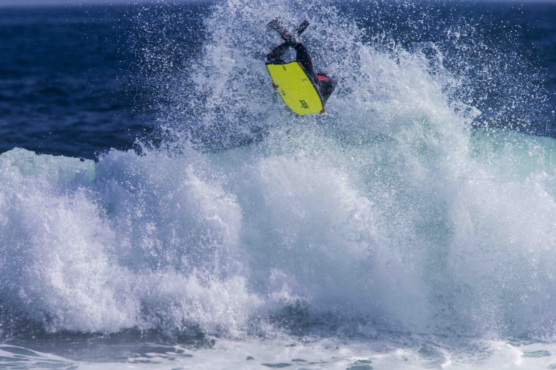 Tristan Roberts en rotation au-dessus de la lèvre à La Nilda