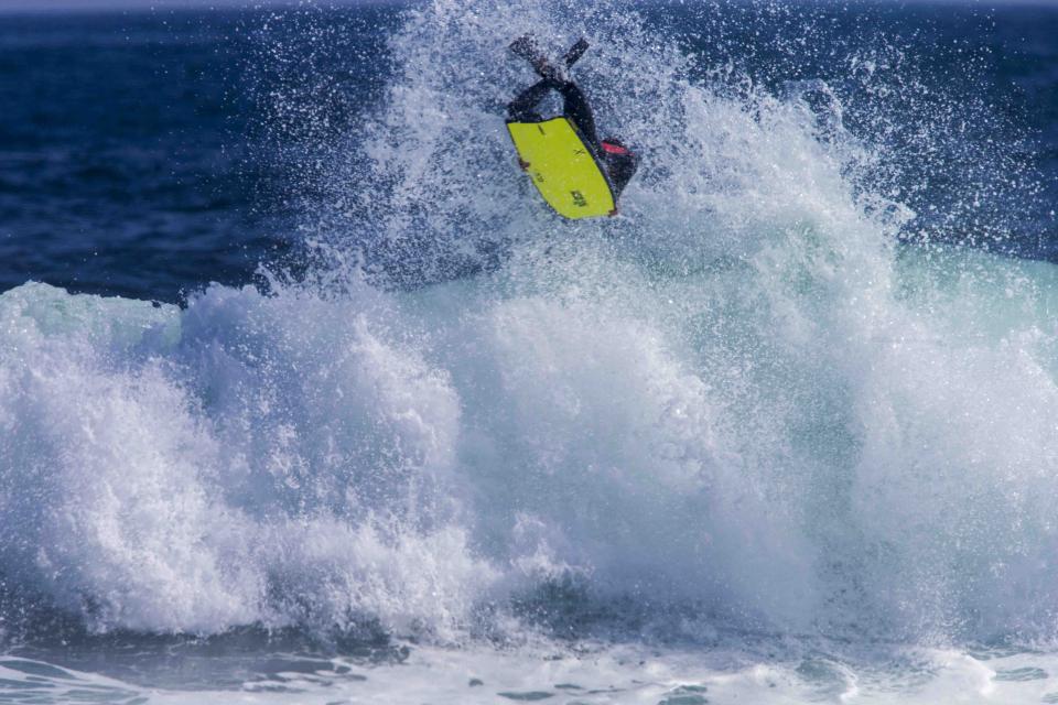 Tristan Roberts en rotation au-dessus de la lèvre à La Nilda